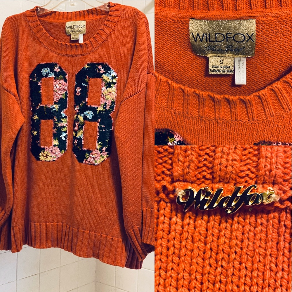 WILDFOX Brand ‘White Label” Crew Neck sweater.